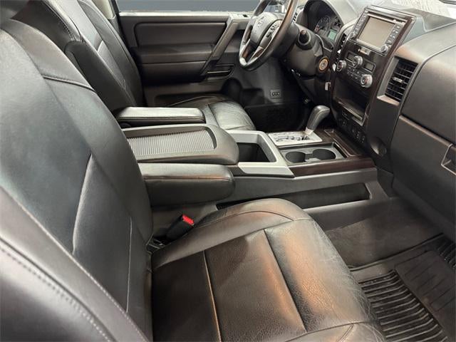 2014 Nissan Titan SL