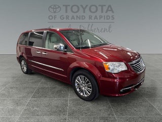 2014 Chrysler Town &amp; Country Touring-L