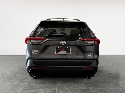 2020 Toyota RAV4 LE