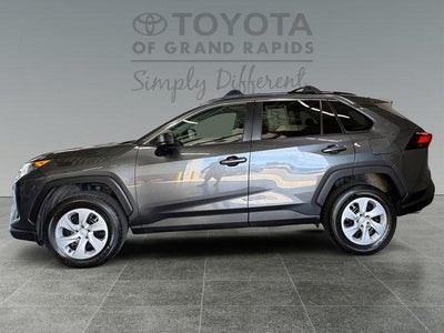 2020 Toyota RAV4 LE