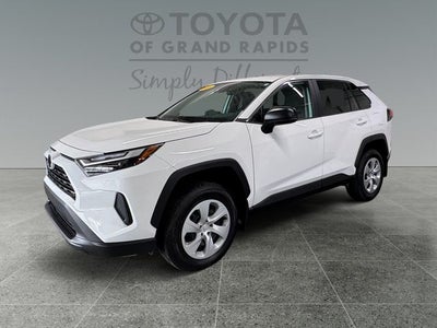 2025 Toyota RAV4 LE