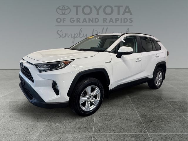 2020 Toyota RAV4 Hybrid XLE