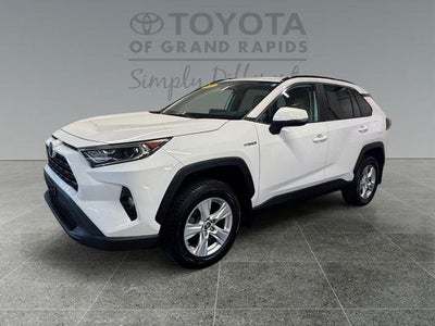 2020 Toyota RAV4 Hybrid XLE