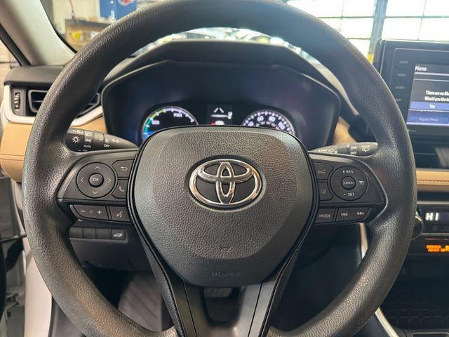 2020 Toyota RAV4 Hybrid XLE