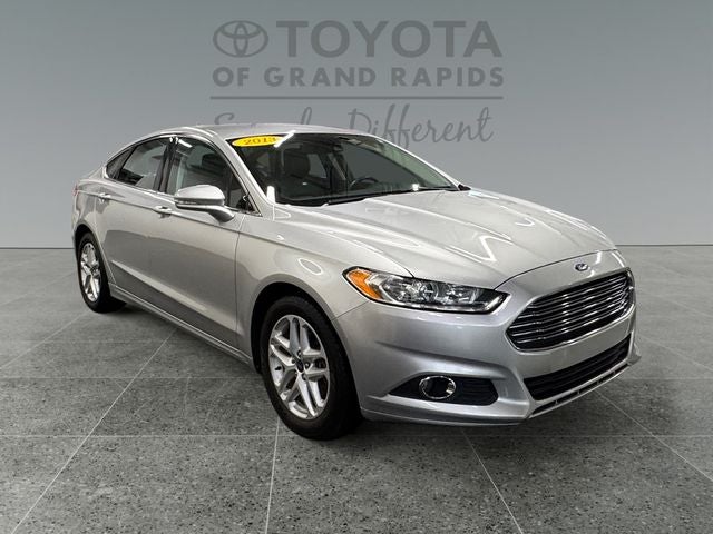 2013 Ford Fusion SE I4 FWD's photo
