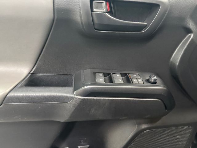 2021 Toyota Tacoma SR V6