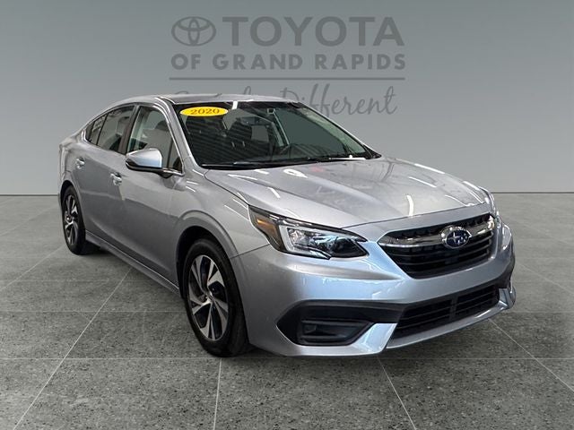 2020 Subaru Legacy Premium's photo