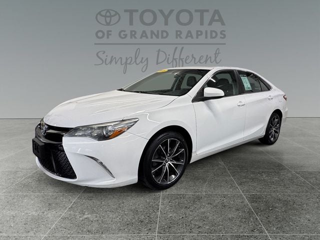 2016 Toyota Camry XSE