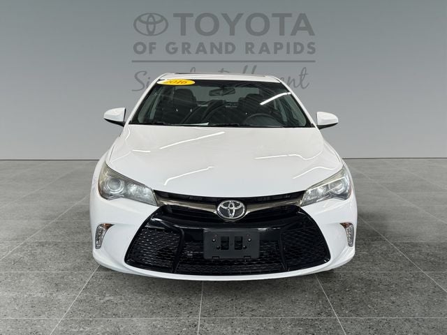 2016 Toyota Camry XSE