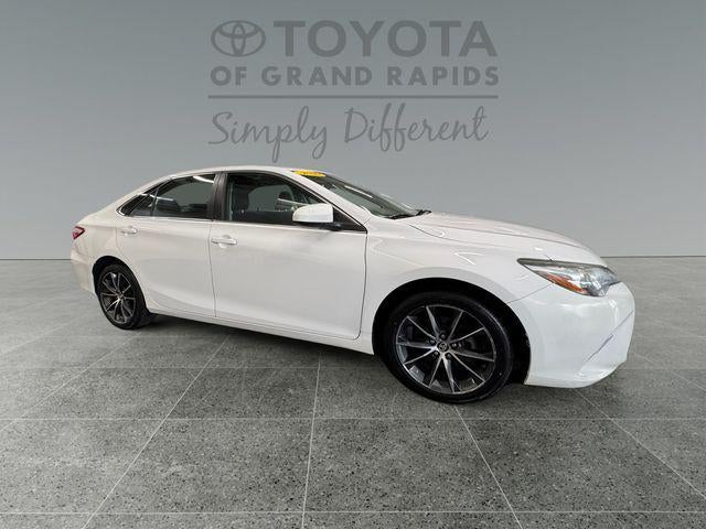 2016 Toyota Camry XSE