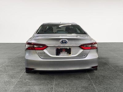 2022 Toyota Camry Hybrid LE