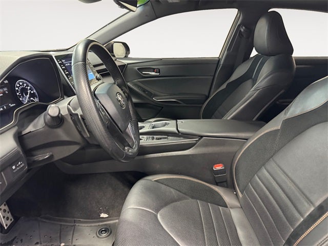 2022 Toyota Avalon Hybrid XSE