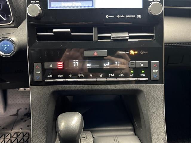 2022 Toyota Avalon Hybrid XSE