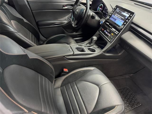 2022 Toyota Avalon Hybrid XSE