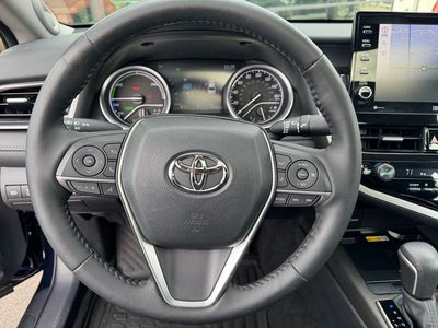 2022 Toyota Camry Hybrid XLE