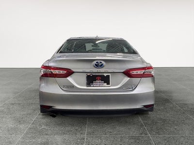 2020 Toyota Camry Hybrid XLE