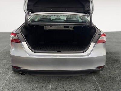 2020 Toyota Camry Hybrid XLE