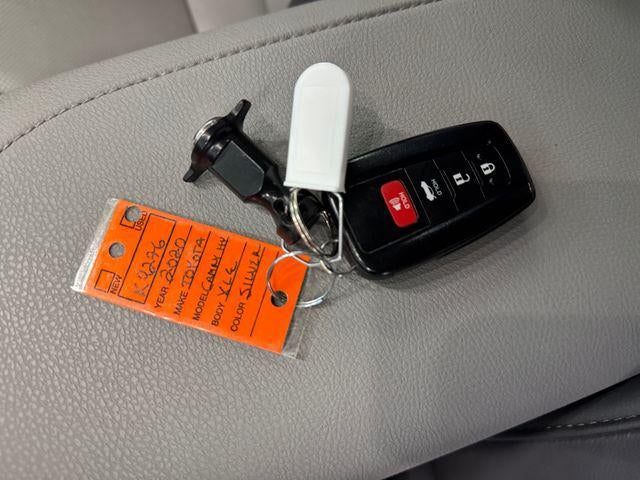 2020 Toyota Camry Hybrid XLE