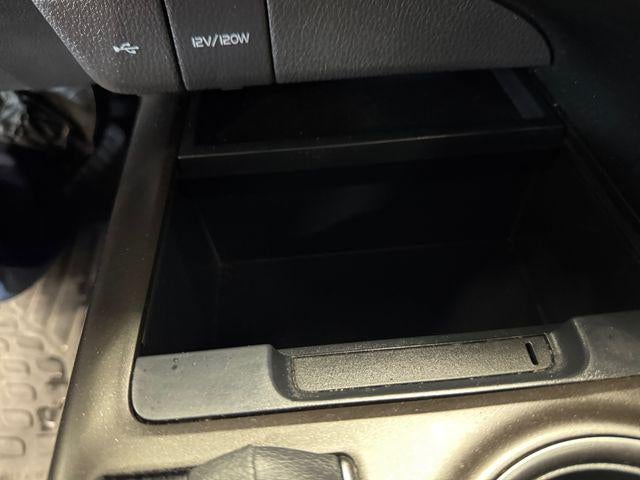 2023 Toyota Camry Hybrid SE