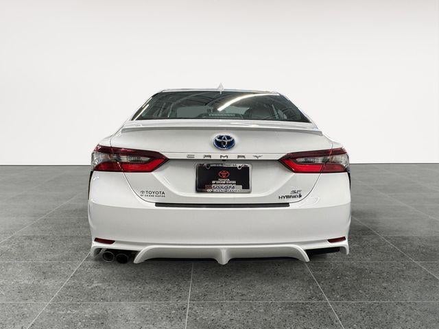 2023 Toyota Camry Hybrid SE