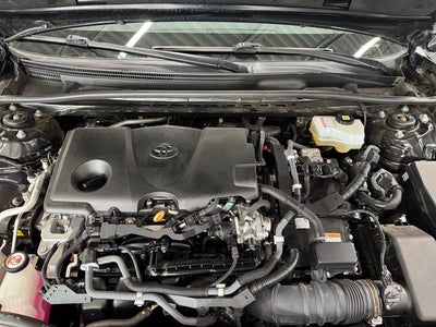 2022 Toyota Camry Hybrid SE