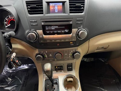2012 Toyota Highlander SE