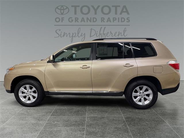 2012 Toyota Highlander SE