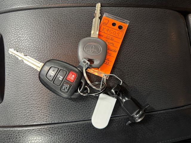 2016 Toyota Highlander LE Plus V6