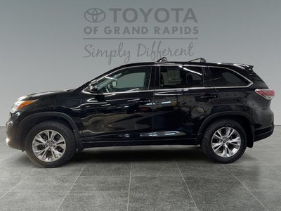 2016 Toyota Highlander LE Plus V6