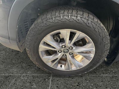 2016 Toyota Highlander LE Plus V6