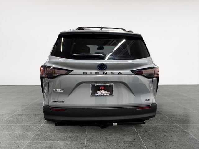 2025 Toyota Sienna Woodland Edition 7 Passenger