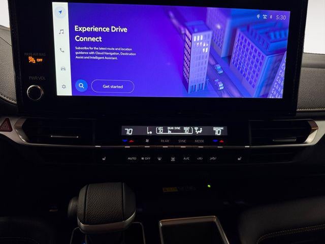 2025 Toyota Sienna Woodland Edition 7 Passenger