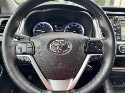2017 Toyota Highlander Limited Platinum
