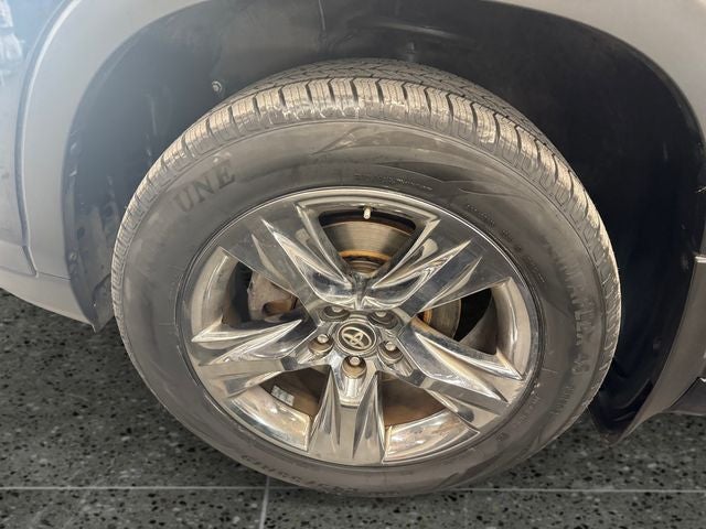 2019 Toyota Highlander Limited Platinum