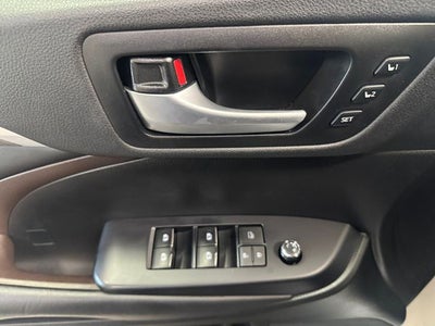 2019 Toyota Highlander Limited Platinum