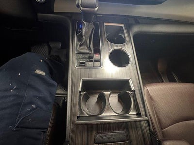 2024 Toyota Sienna Platinum 7 Passenger