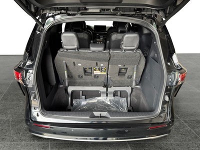 2026 Toyota Sienna Platinum 7 Passenger