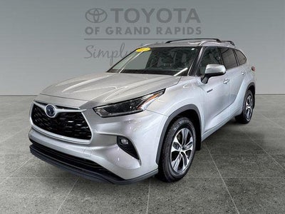 2021 Toyota Highlander Hybrid XLE