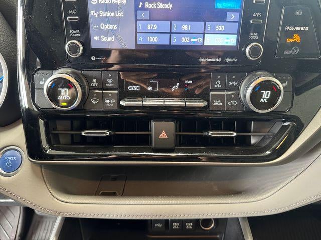 2021 Toyota Highlander Hybrid XLE