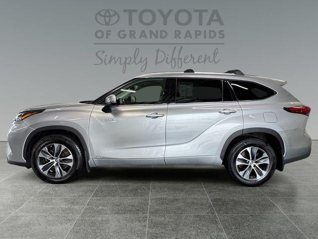 2021 Toyota Highlander Hybrid XLE