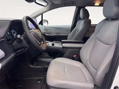 2025 Toyota Sienna XLE 7 Passenger