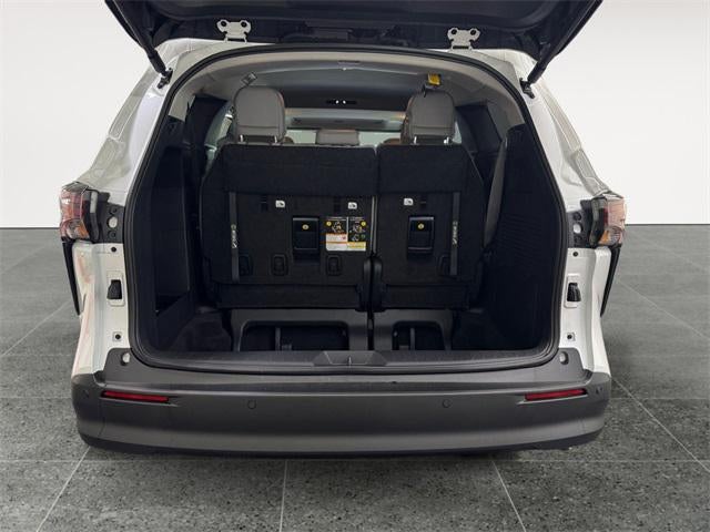 2025 Toyota Sienna XLE 7 Passenger
