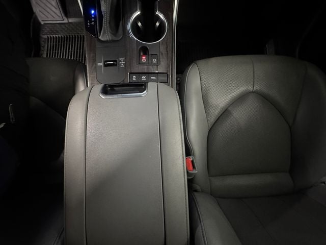 2022 Toyota Highlander Hybrid Limited