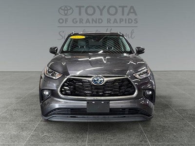 2022 Toyota Highlander Hybrid Limited