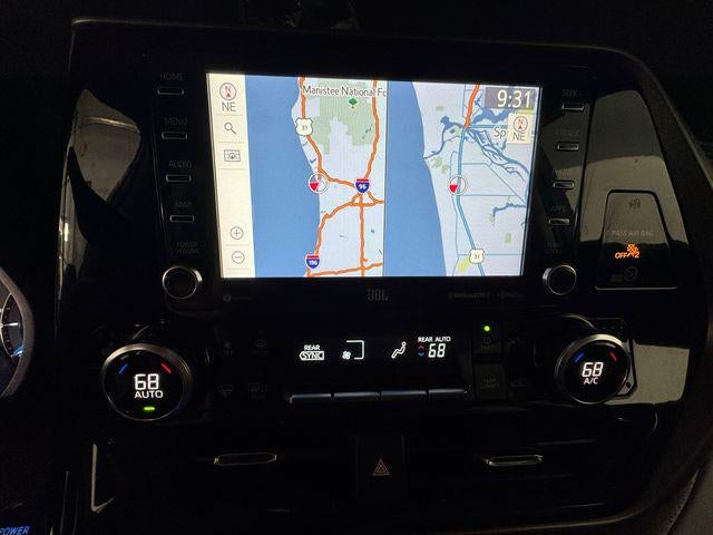 2022 Toyota Highlander Hybrid Limited