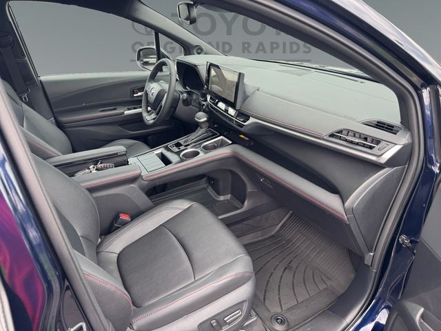 2026 Toyota Sienna XSE 7 Passenger