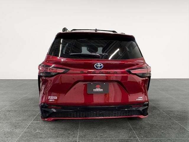 2022 Toyota Sienna XSE 7 Passenger
