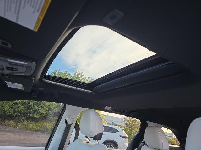 2026 Toyota Sienna XSE 7 Passenger
