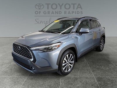 2023 Toyota Corolla Cross XLE