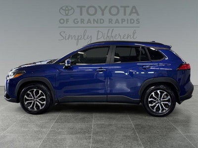 2023 Toyota Corolla Cross Hybrid SE